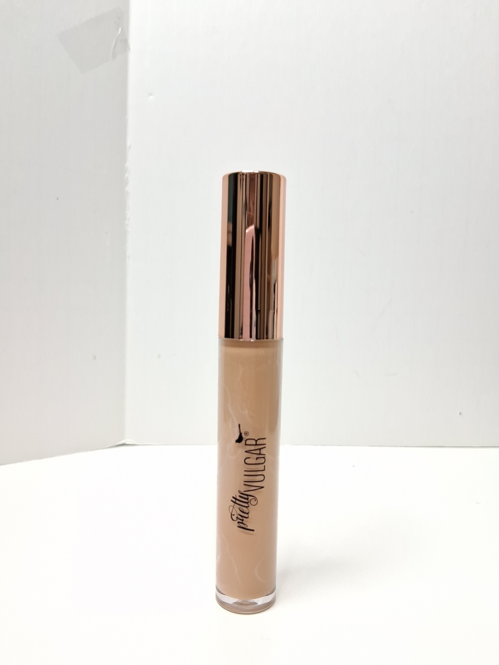 Pretty Vulgar Radiant Liquid Concealer - Under Cover 63- The Middle Ground
